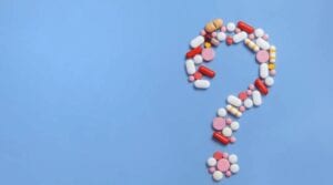 Farmaceuta ma prawo wypisać receptę “pro auctore” lub “pro familiae” również na antykoncepcję.