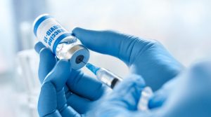 Farmaceuci wykonujący szczepienia będą objęci ochroną jak funkcjonariusze publiczni.