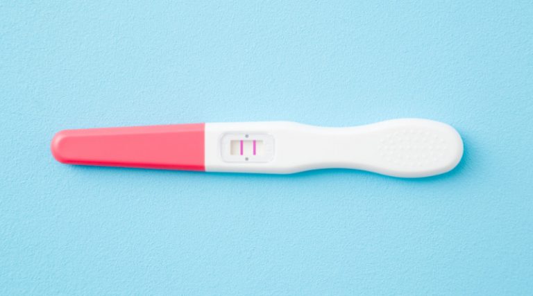 Leki i choroby prowadzące do uzyskania fałszywie pozytywnego wyniku testu ciążowego.